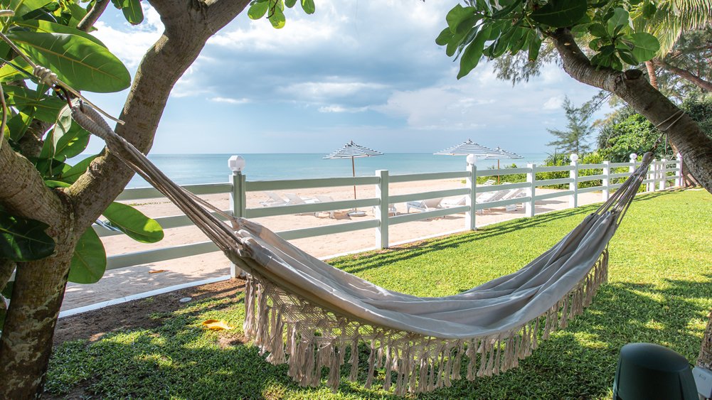 Carpe Diem Natai Beach Phuket-garden